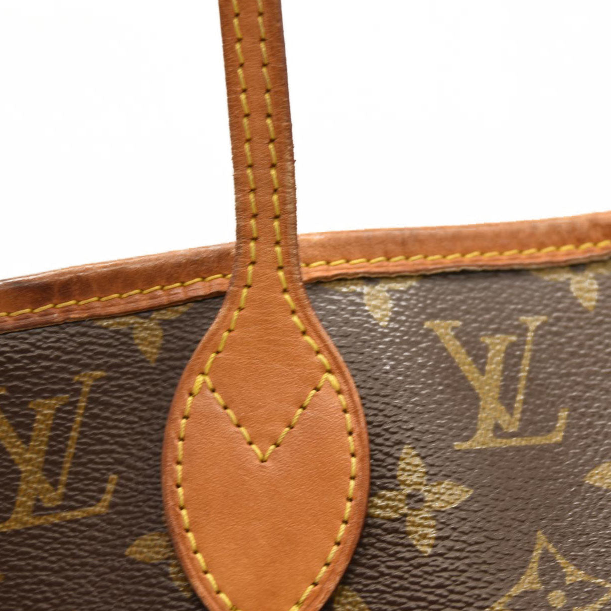 LOUIS VUITTON Monogram V Neverfull MM Grenade