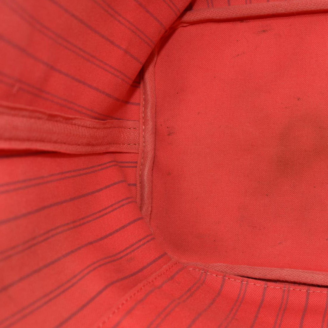 LOUIS VUITTON Monogram V Neverfull MM Grenade