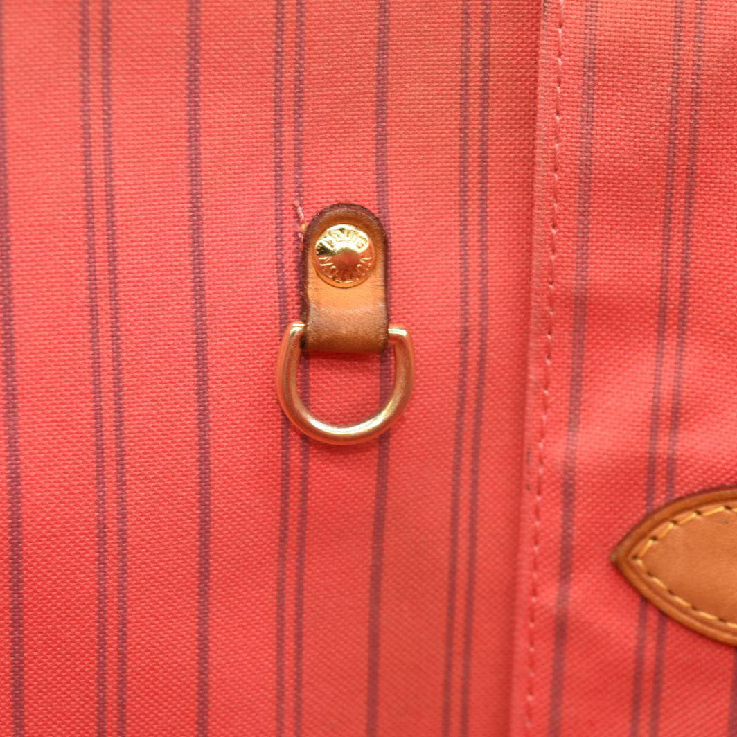 LOUIS VUITTON Monogram V Neverfull MM Grenade