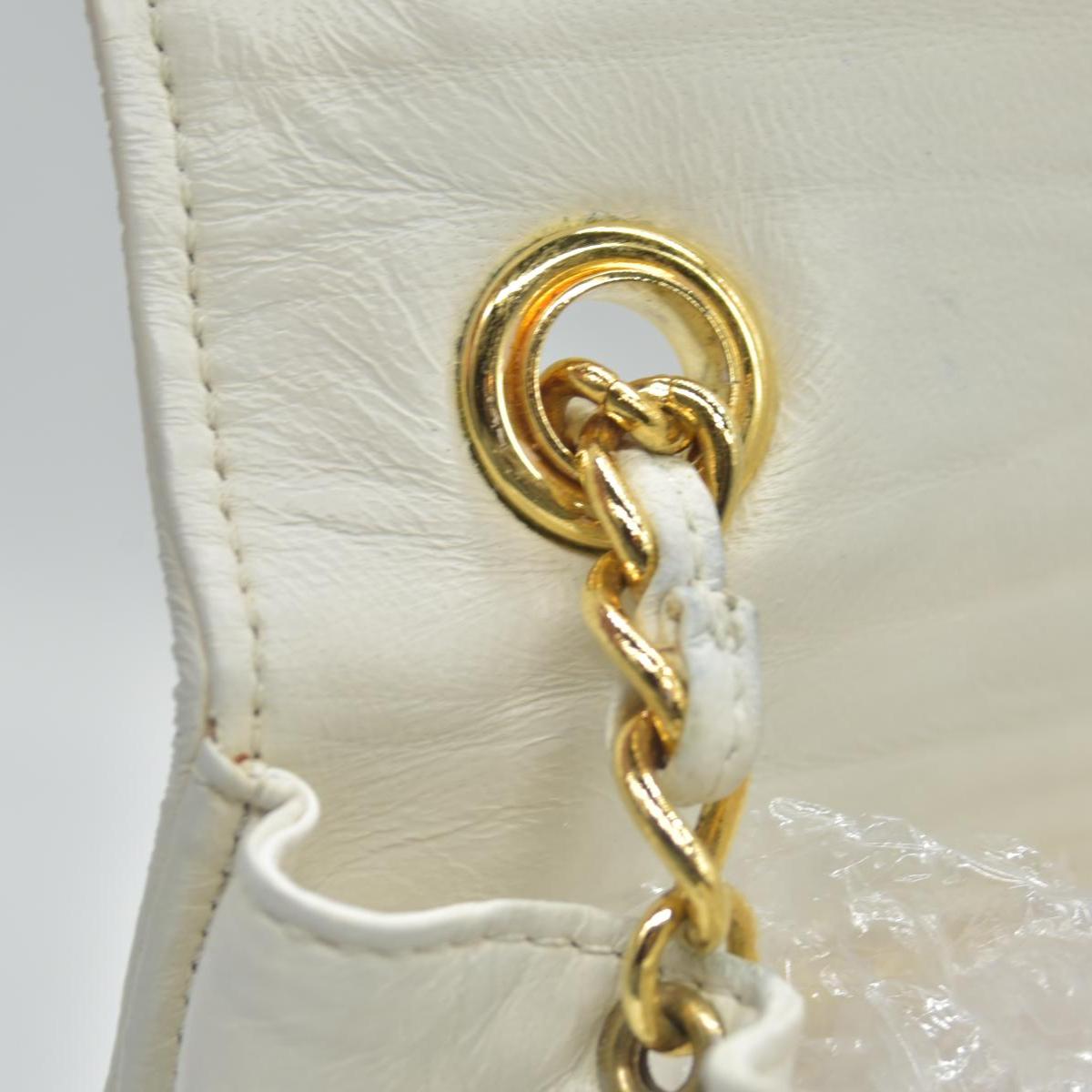 $3400 Chanel 1988 Tri-Border Lambskin Envelope Flap Bag
