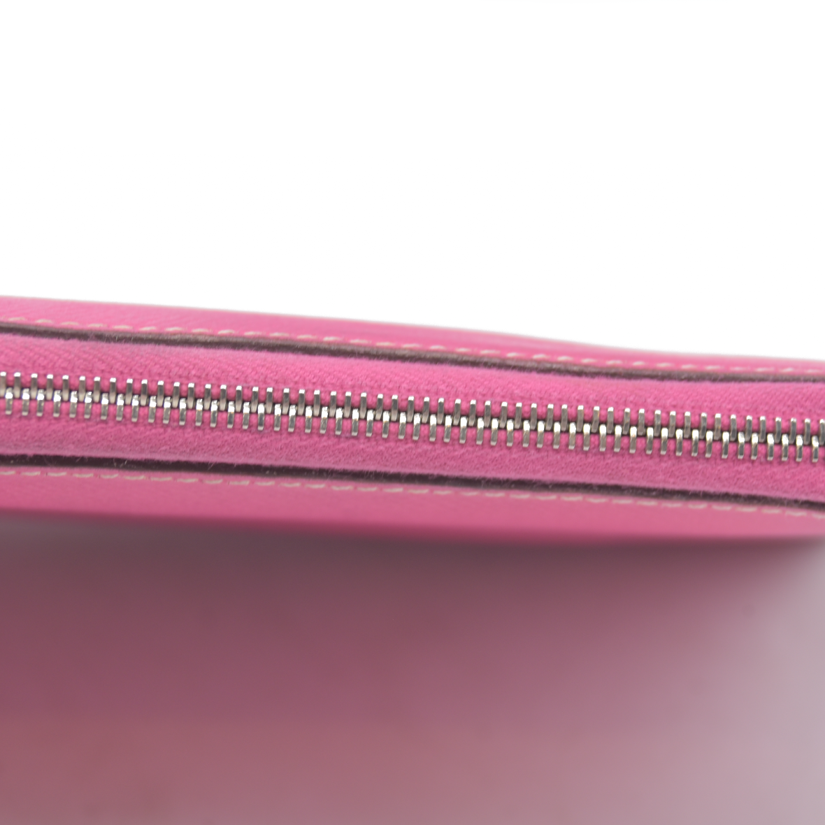 $1375 Hermes Azap Long Silk In Zip Around Zippy Long Wallet