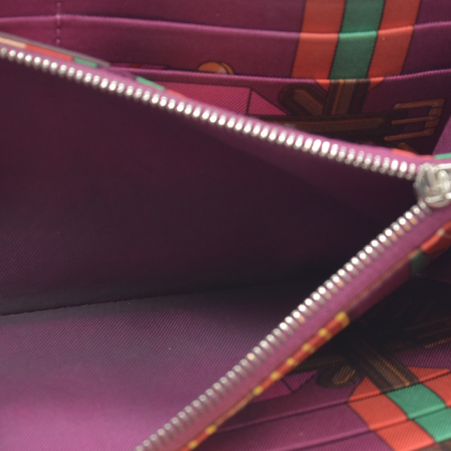 $1375 Hermes Azap Long Silk In Zip Around Zippy Long Wallet
