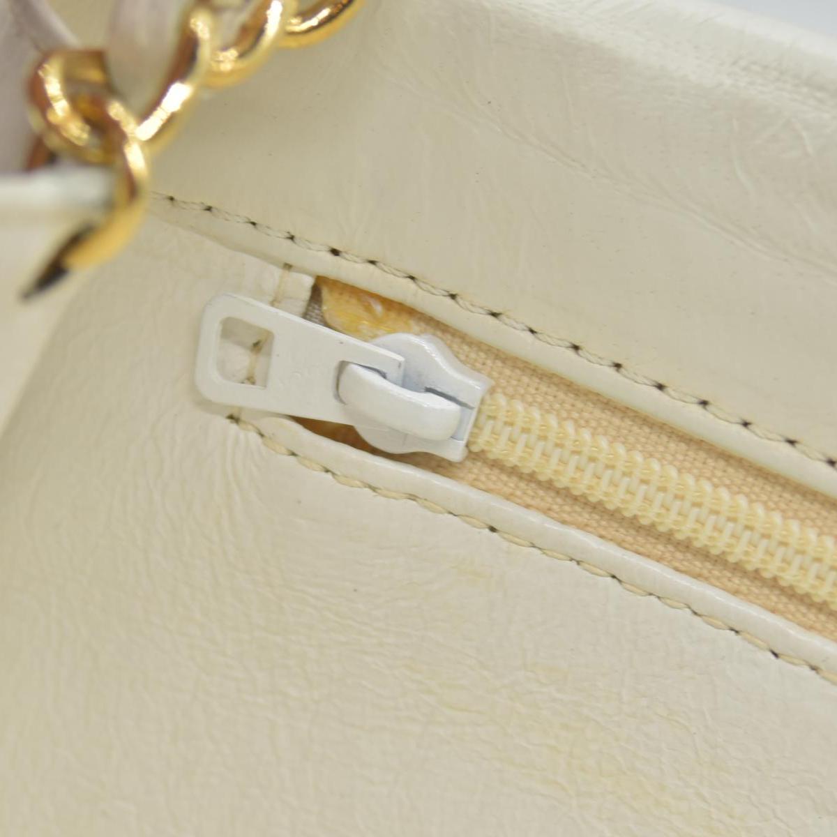 $3400 Chanel 1988 Tri-Border Lambskin Envelope Flap Bag