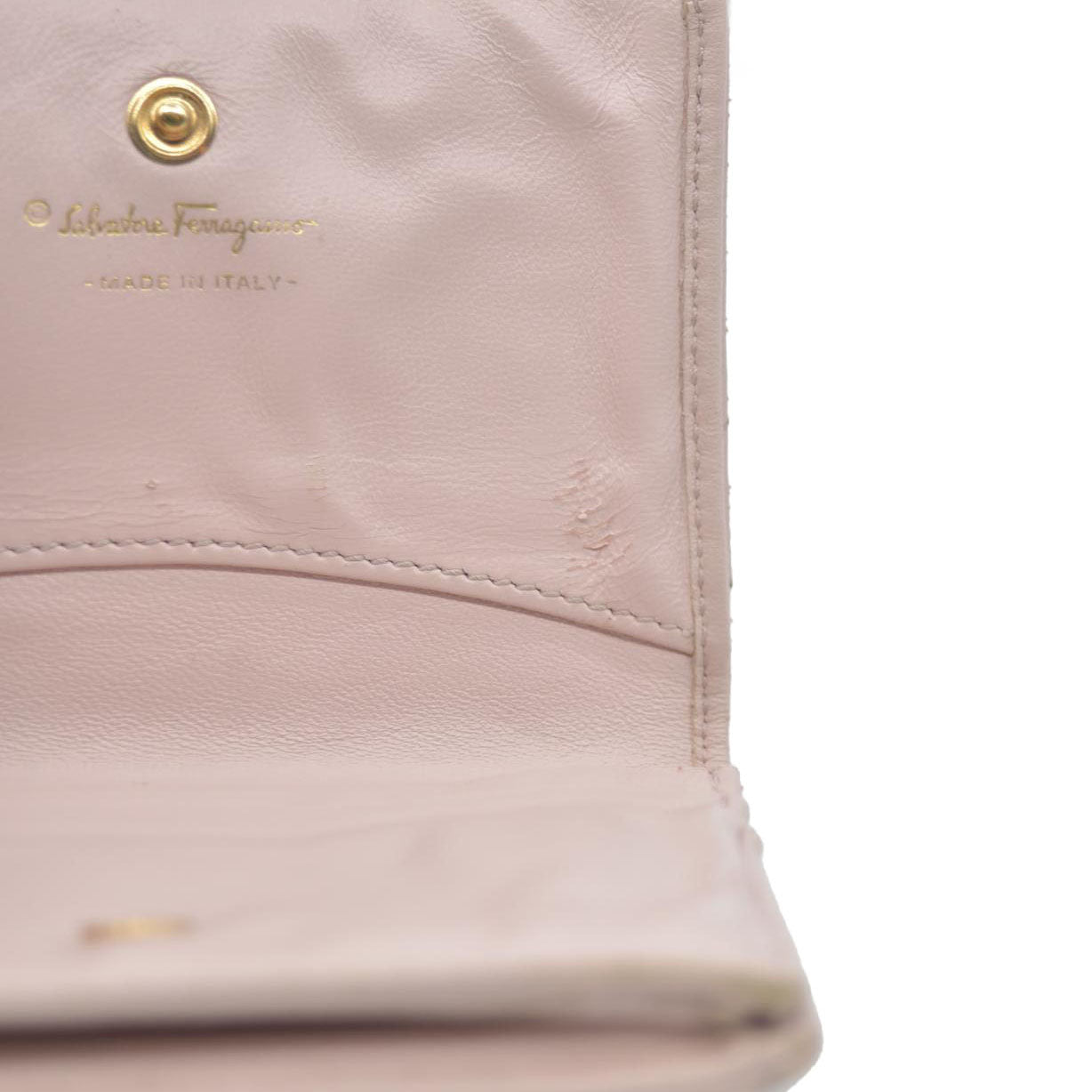 Salvatore Ferragamo Vara Ribbon Quilted Leather Bifold Wallet Pink