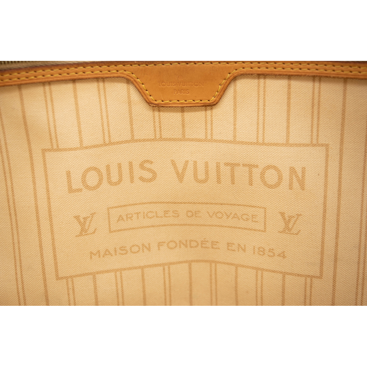 USED Louis Vuitton Neverfull Neo Mm White Damier Azur Canvas Tote