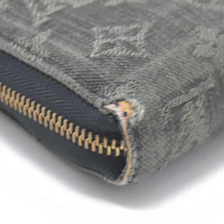 $1060 2008 LOUIS VUITTON Monogram Denim Zippy Round Zipper Long Wallet CA0078
