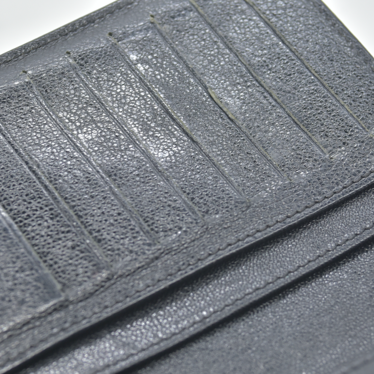 $995 2006 Chanel Metallic Calfskin Diamond Embossed Yen Wallet Grey