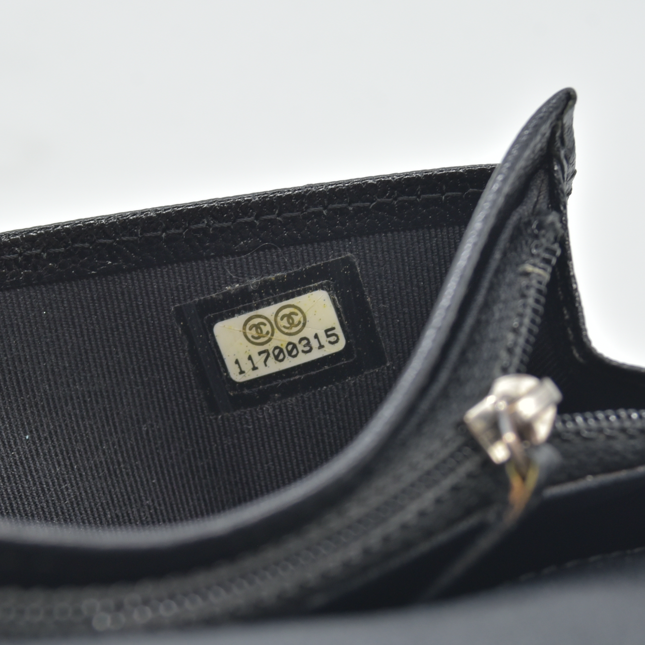 $995 2006 Chanel Metallic Calfskin Diamond Embossed Yen Wallet Grey