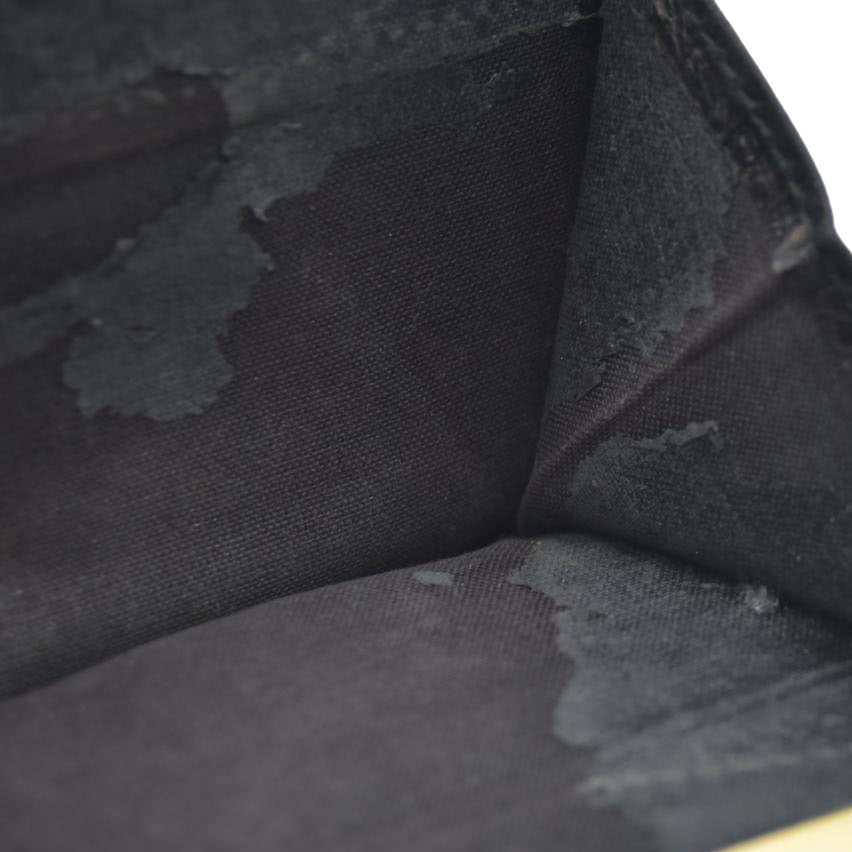 Salvatore Ferragamo Gancini Clip Leather Trifold Wallet Black