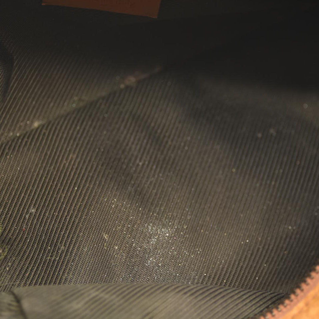 GUCCI GG Logo Shelly Canvas Cosmetic Pouch Bag