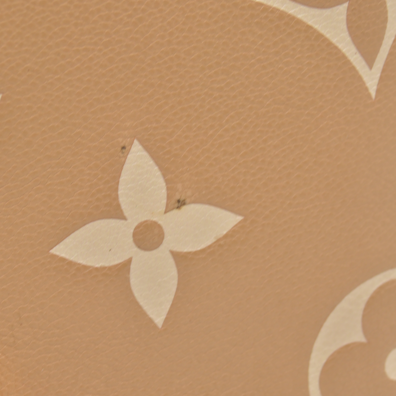 $3100 RFID Louis Vuitton Empreinte Monogram Giant Pochette Metis Arizona Beige