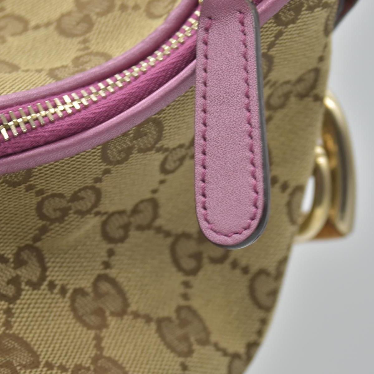 $1050 Gucci Beige Pink GG Canvas Heart-Bit Hobo Bag