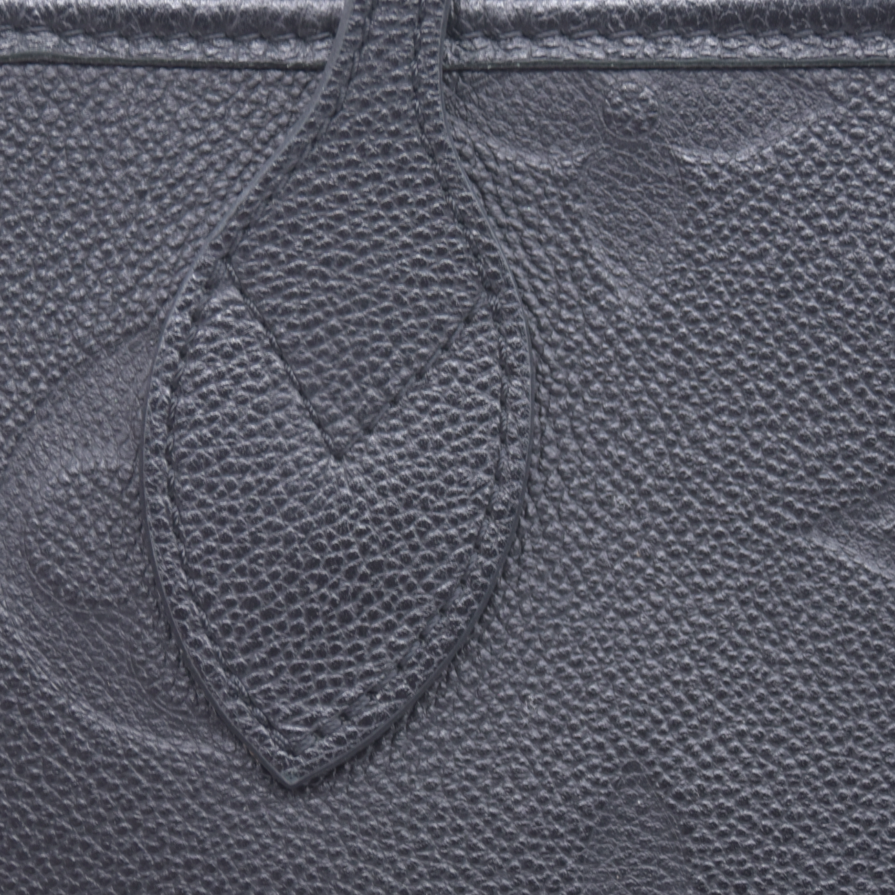 $2940 Louis Vuitton Empreinte Monogram Giant Neverfull MM Black