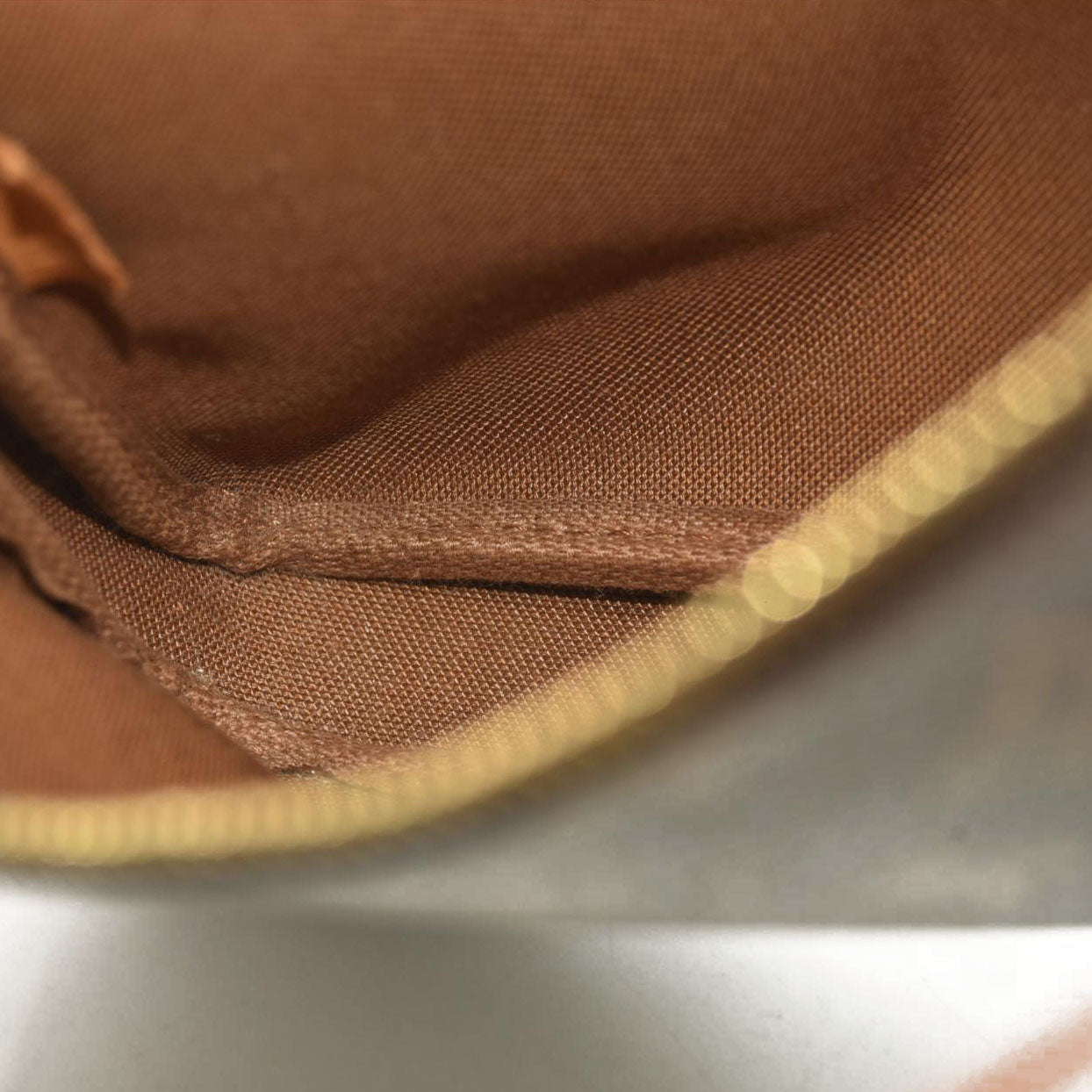 Louis Vuitton  Monogram Pochette Accessories  VI0070