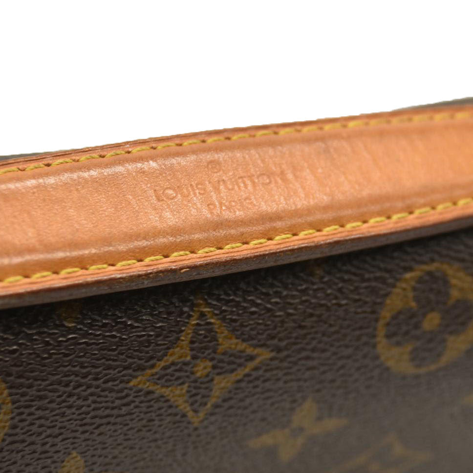 Louis Vuitton  Monogram Pochette Metis  SR0148