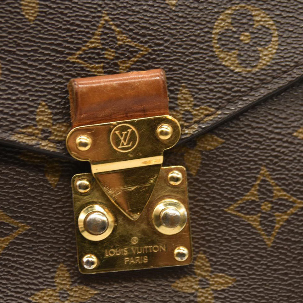 Louis Vuitton  Monogram Pochette Metis  SR0148