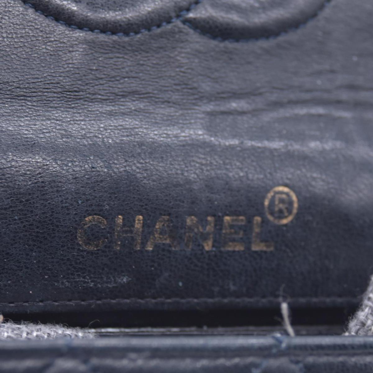 Chanel 1989-1991 Navy Lambskin Quilted Flap Bag 24k Gold Hardware CONSIGNMENT