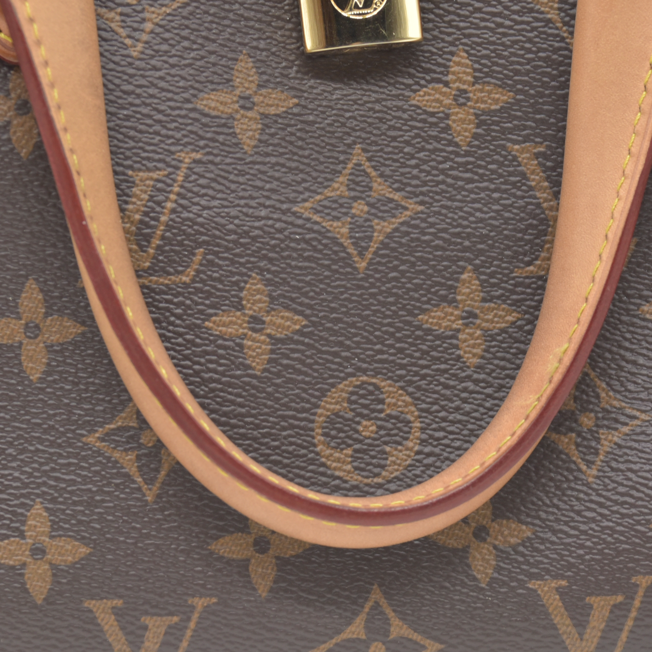$1680 2020 Louis Vuitton  Monogram Rivoli PM MB4250