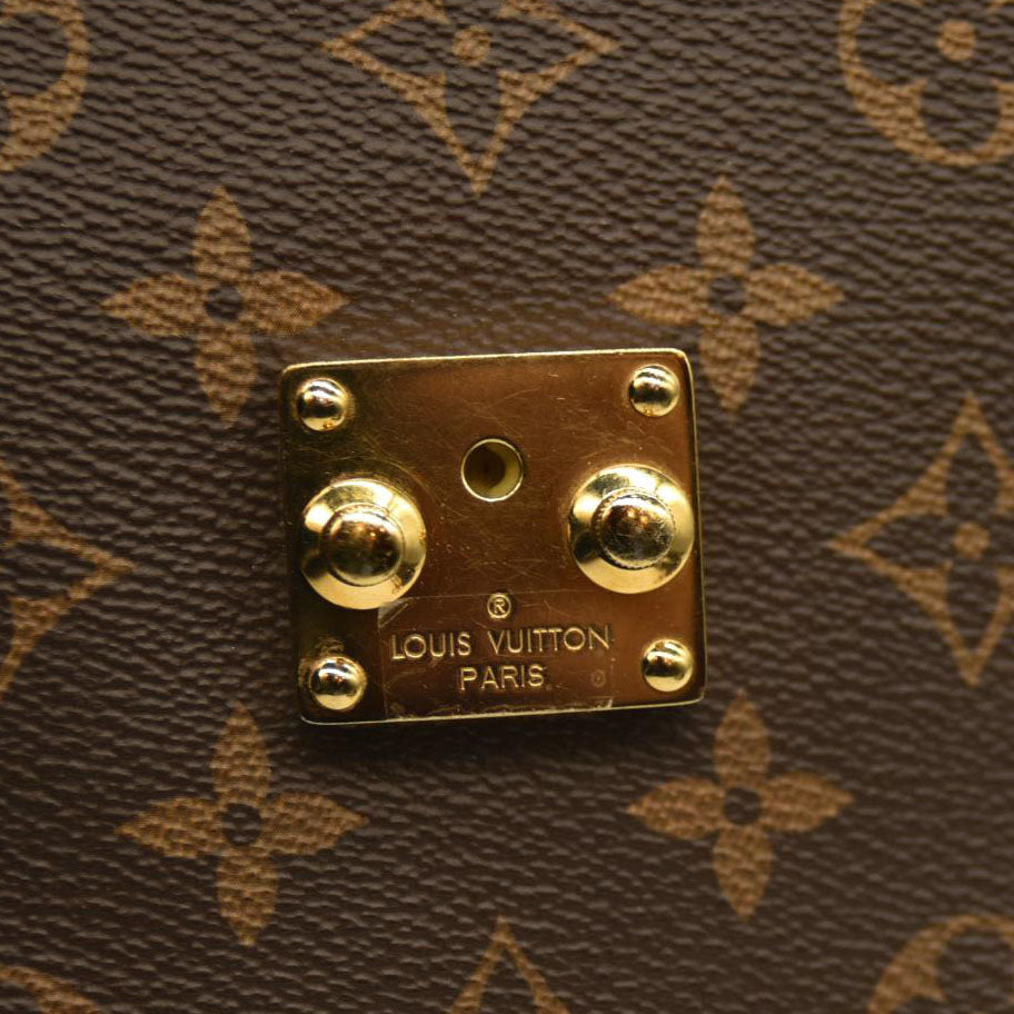 Louis Vuitton  Monogram Pochette Metis