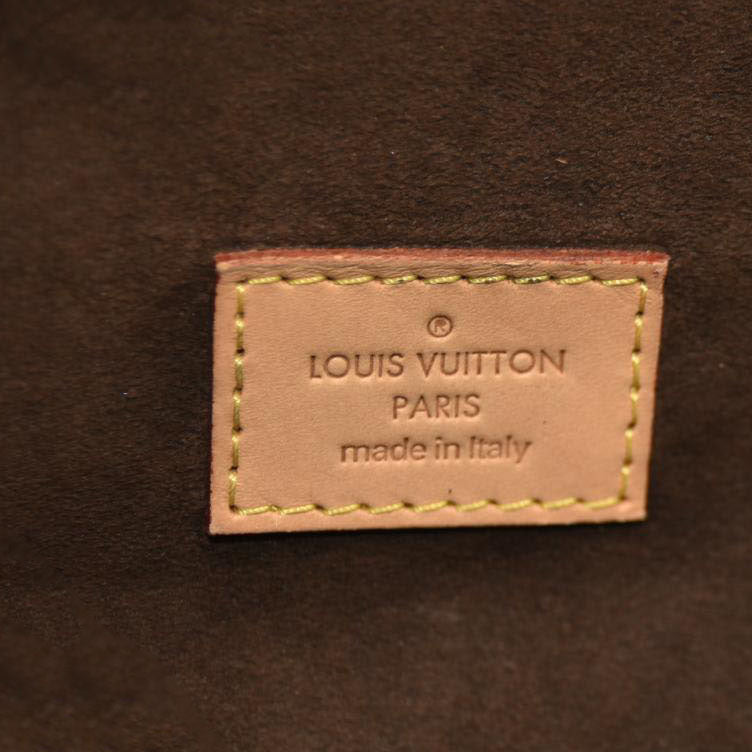 Louis Vuitton  Monogram Pochette Metis