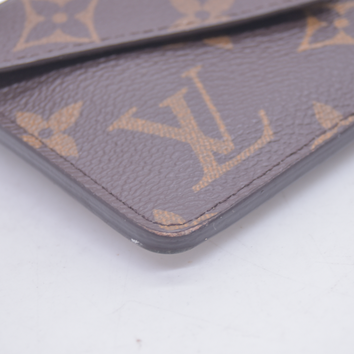 $695 Louis Vuitton Monogram Recto Verso Card Holder Black Black