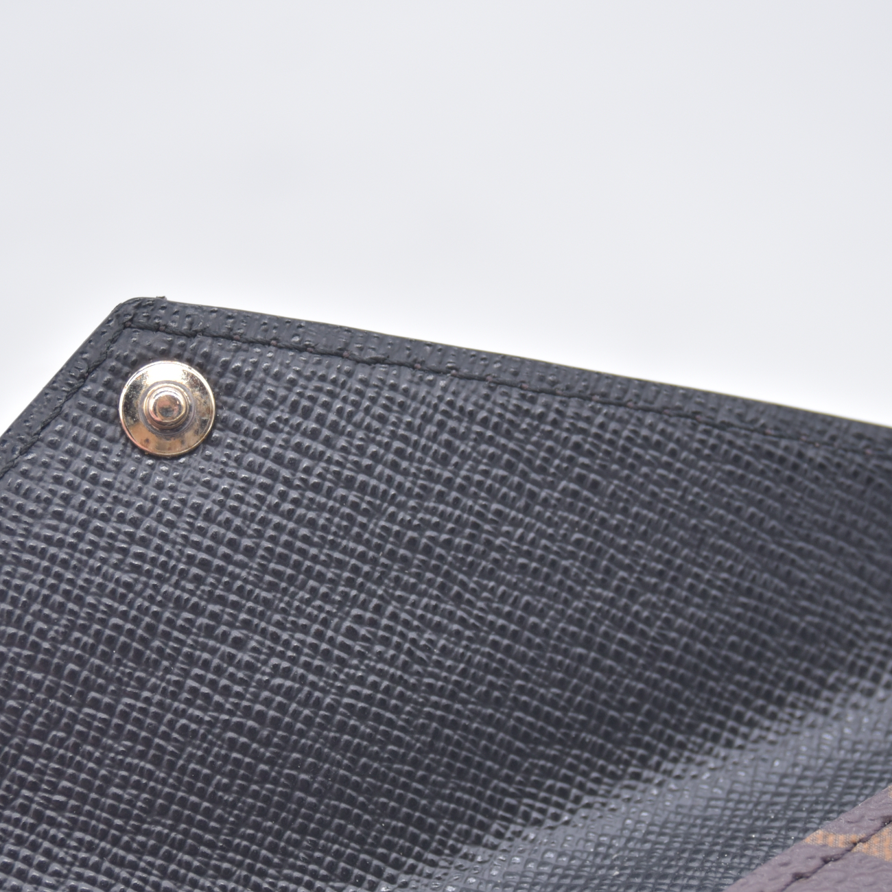 $695 Louis Vuitton Monogram Recto Verso Card Holder Black Black