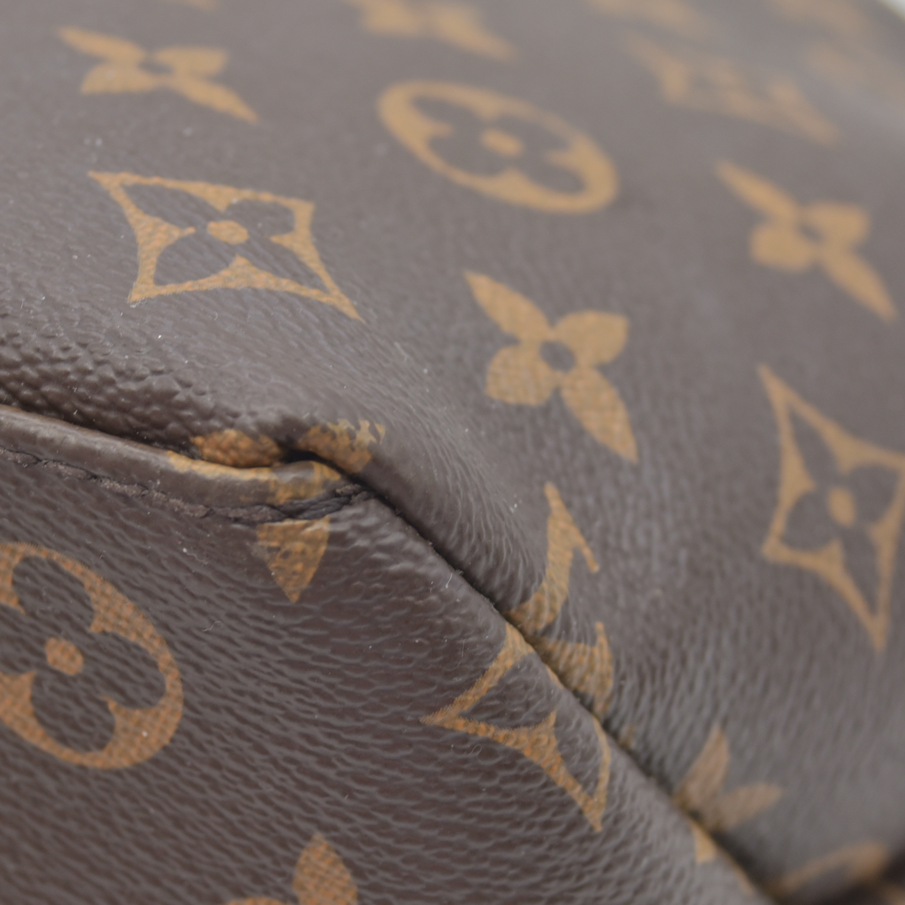 $3050 Louis Vuitton Monogram Palais Petit RFID Shoulder Bag