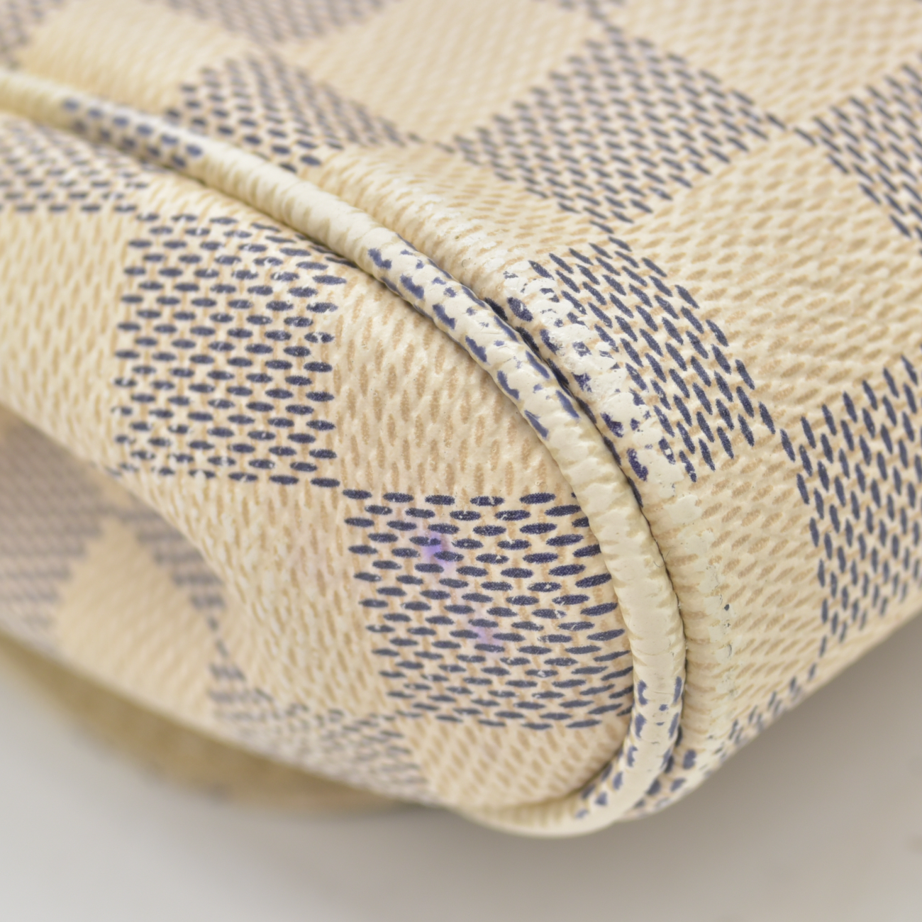 $1650 Louis Vuitton Damier Azur Favorite MM FL1134