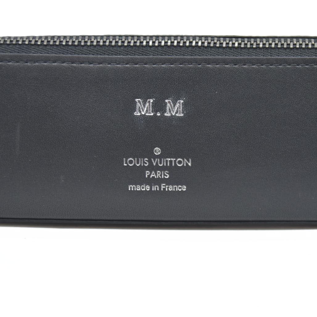 $470 Louis Vuitton Monogram Eclipse Truth Elizabeth Pen Case Black SP4157