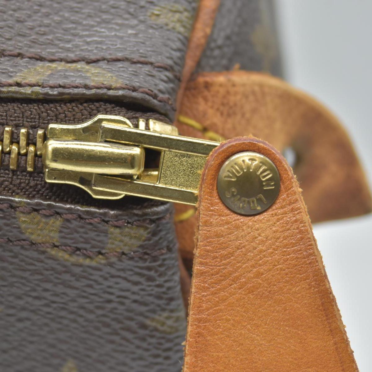 $1700 1985 Louis Vuitton Monogram Speedy 35 MB852