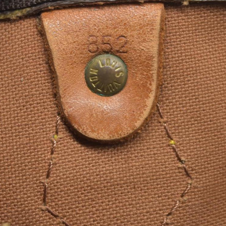 $1700 1985 Louis Vuitton Monogram Speedy 35 MB852