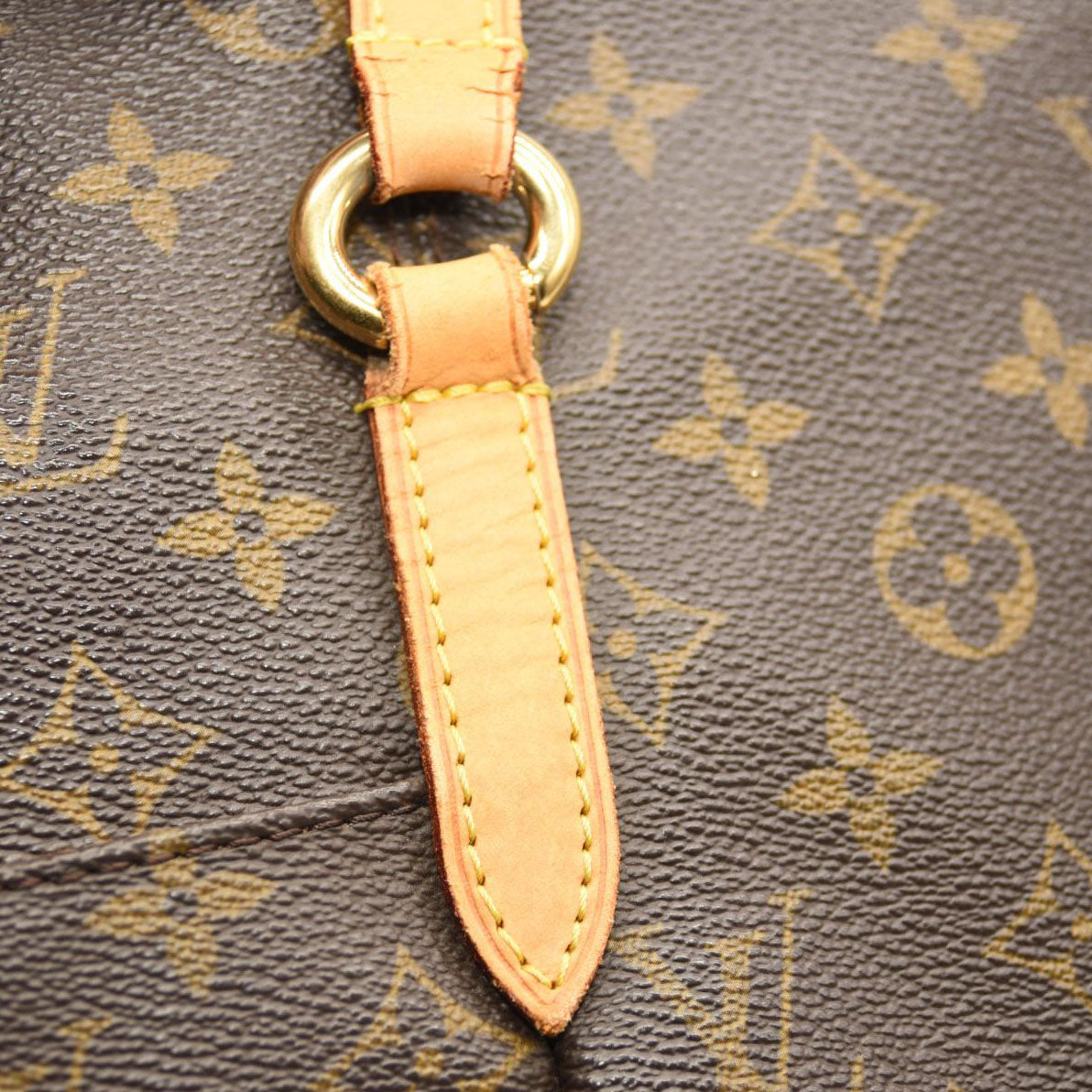 LOUIS VUITTON Monogram Totally MM