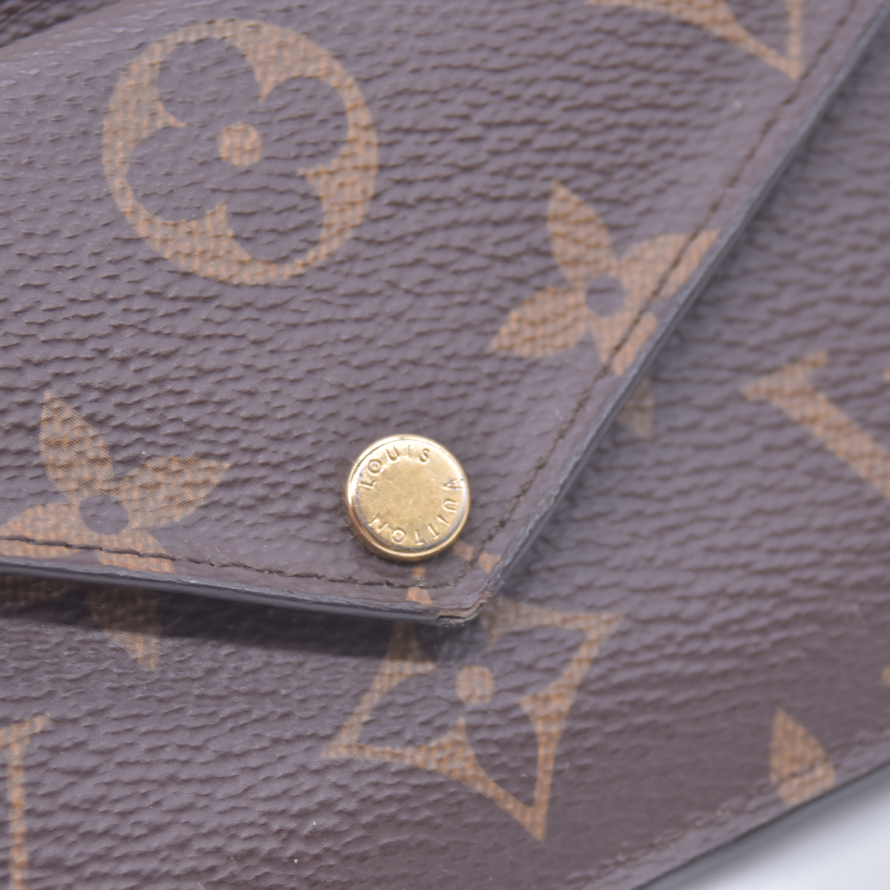 $695 Louis Vuitton Card Holder Recto Verso