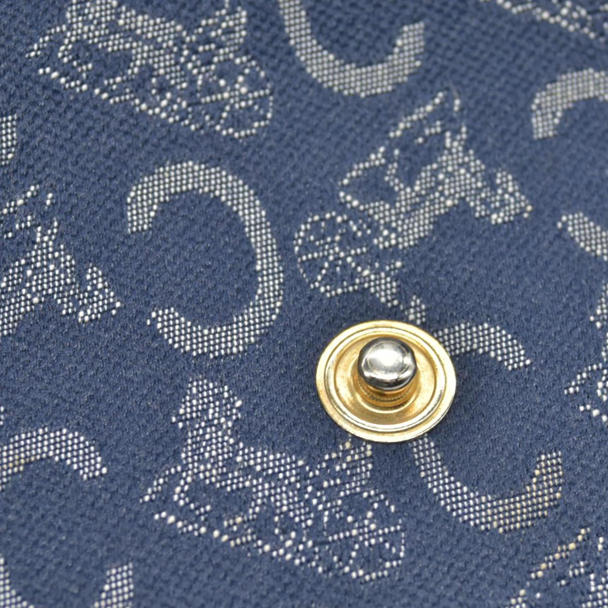$550 Céline Vintage Monogram Clutch Navy & White – Consignment