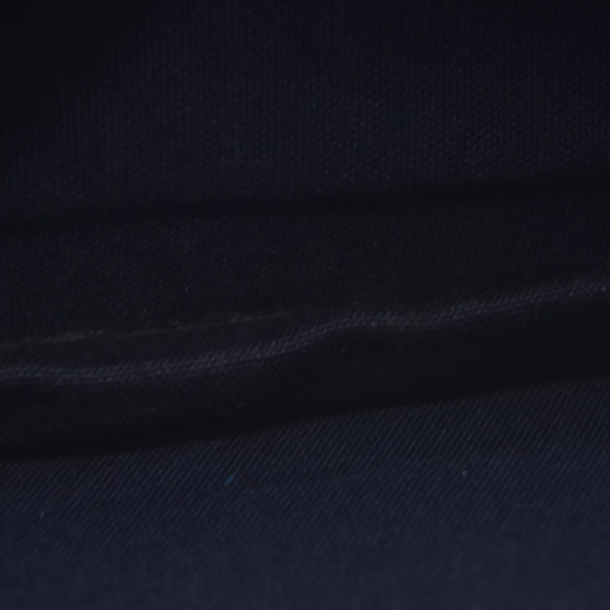 $550 Céline Vintage Monogram Clutch Navy & White – Consignment