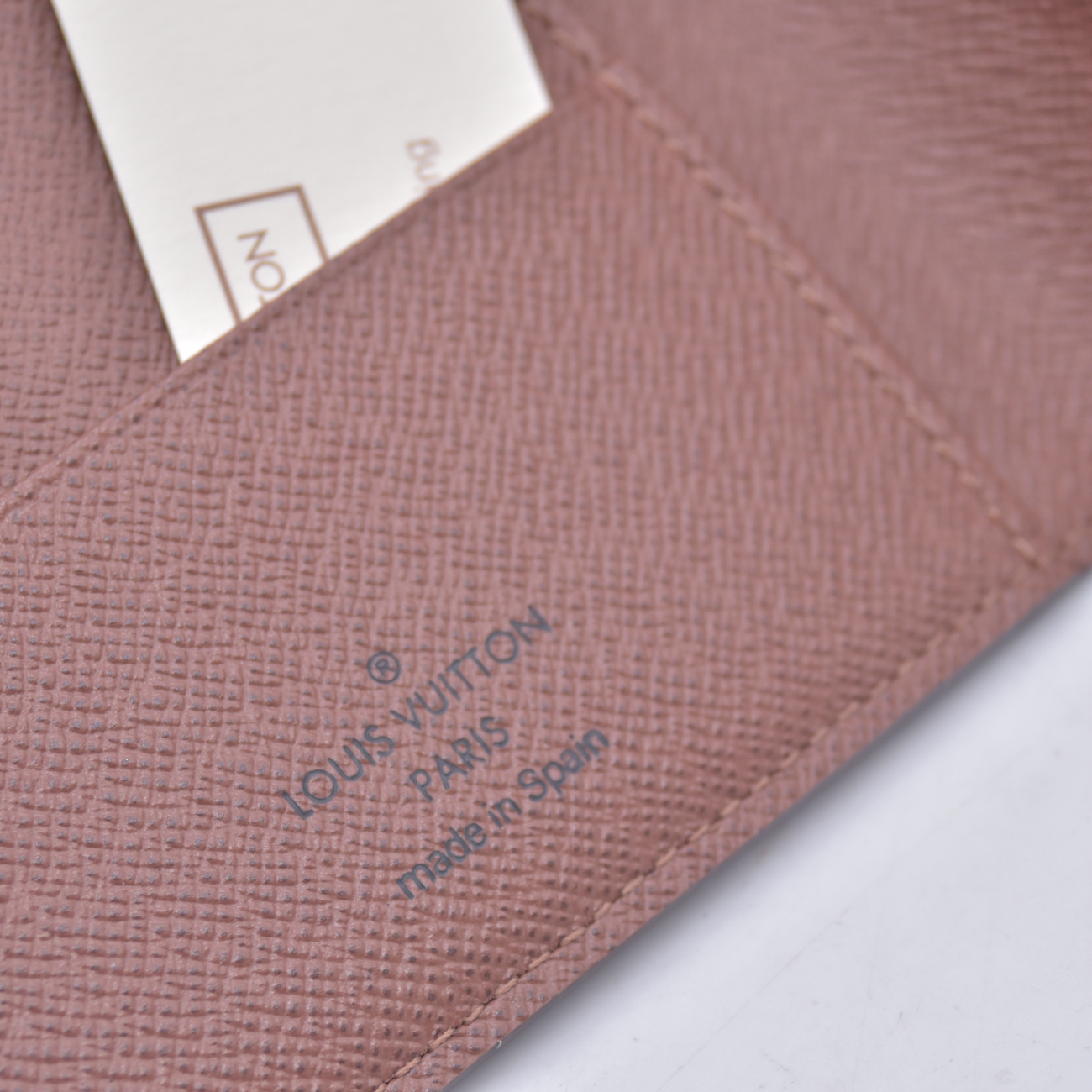 $400 2011 Louis Vuitton Monogram Passport Cover CA4121