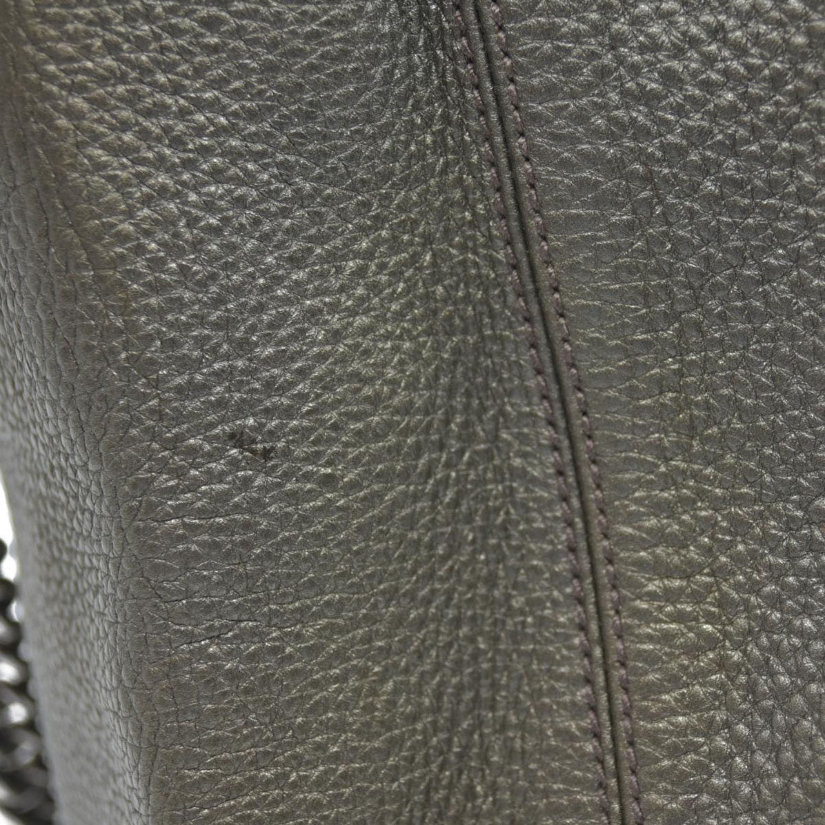 AUCTION $1990 Gucci Interlocking G Soho Medium