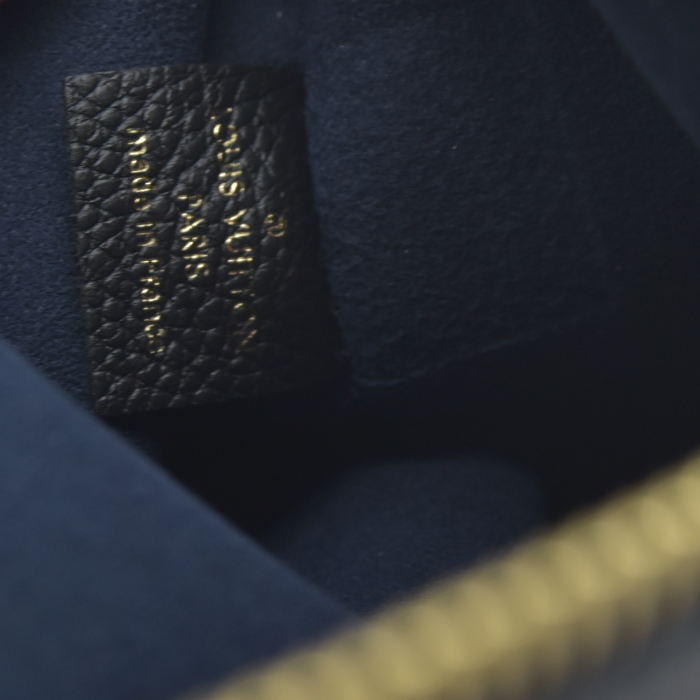 Louis Vuitton  Empreinte Monogram Giant Neverfull MM Pochette Black RFID USED