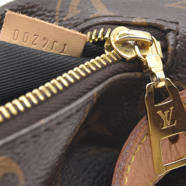 $1960 Louis Vuitton LV Monogram Bumbag TJ4200 2020