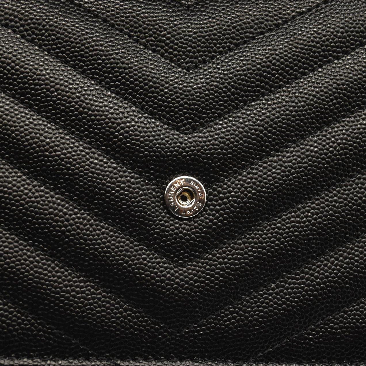 NEW SAINT LAURENT Grain De Poudre Matelasse Chevron Monogram Chain Wallet Black Silver