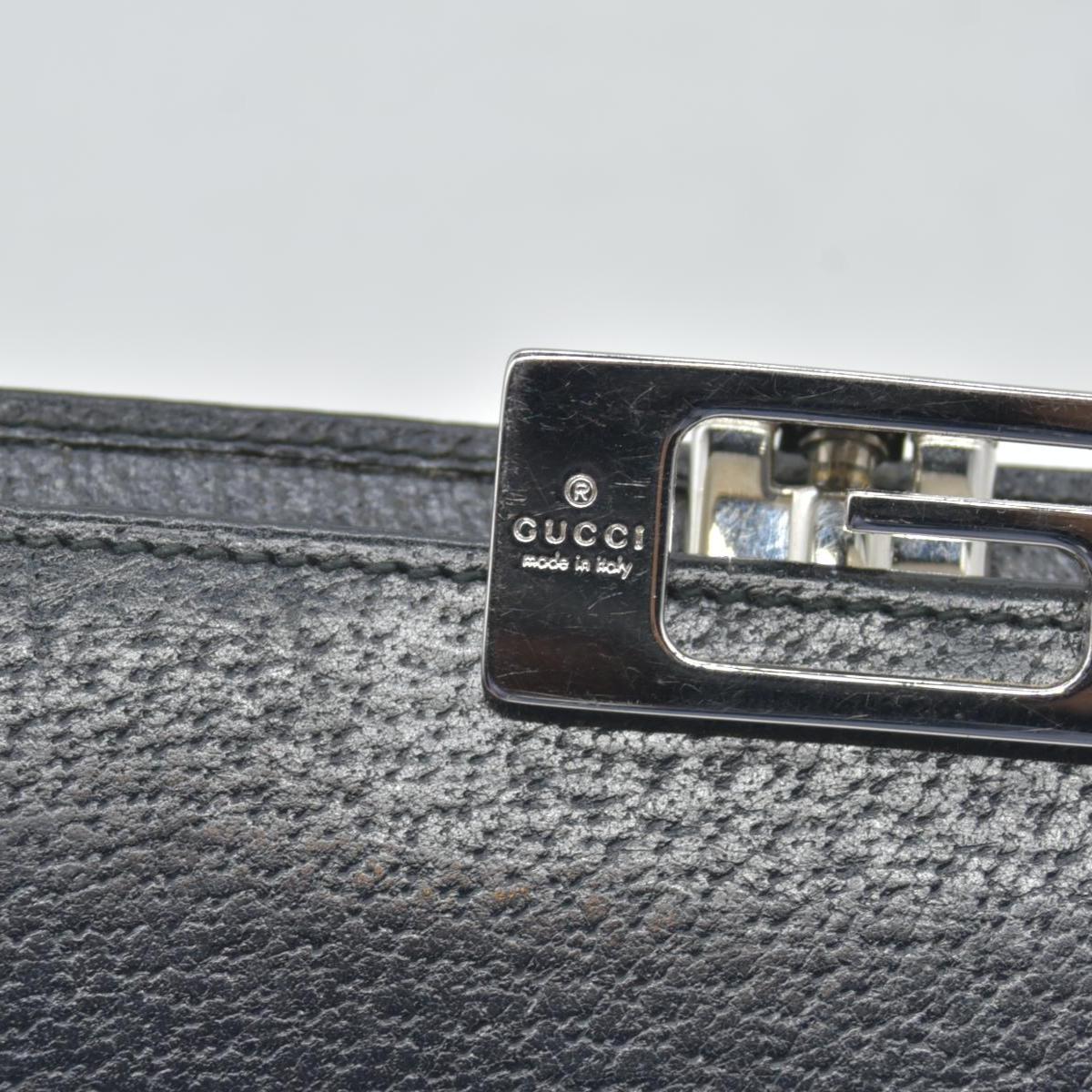 $600 Gucci Black Leather Frame Clasp Continental Wallet - Consignment