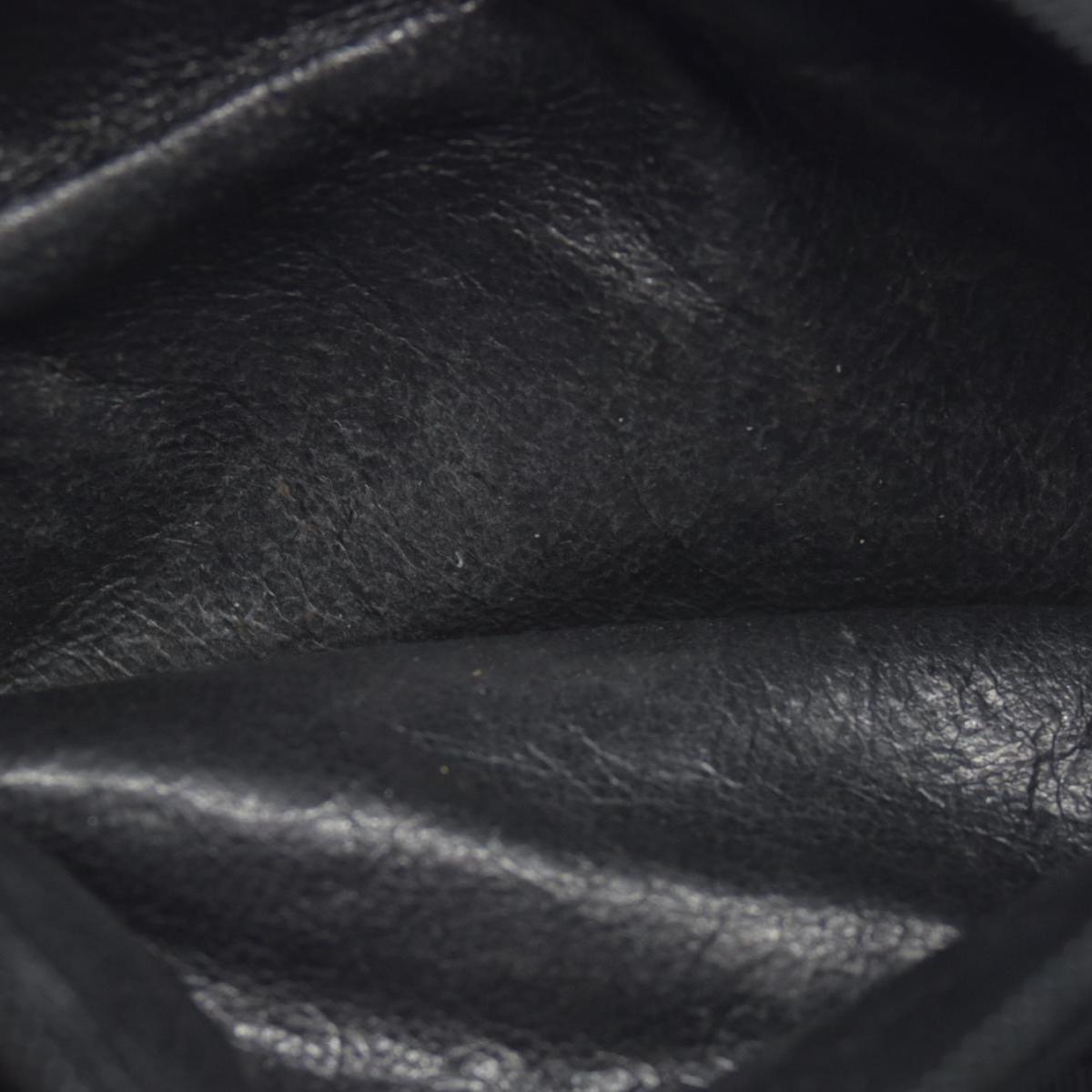 $600 Gucci Black Leather Frame Clasp Continental Wallet - Consignment