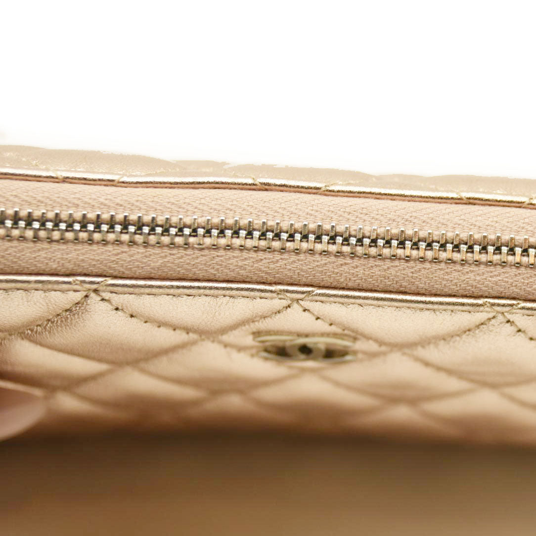 Chanel  Metallic Lambskin Quilted Cosmetic Pouch Gold
