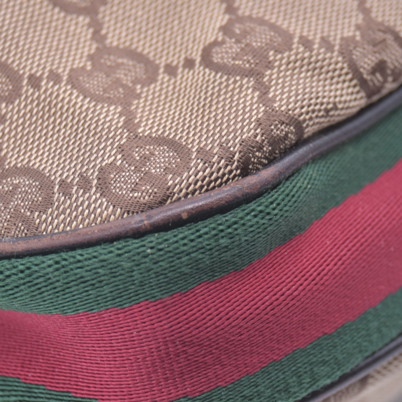 $1580 GUCCI Saddle Zip Messenger Bag GG Canvas with Leather Medium