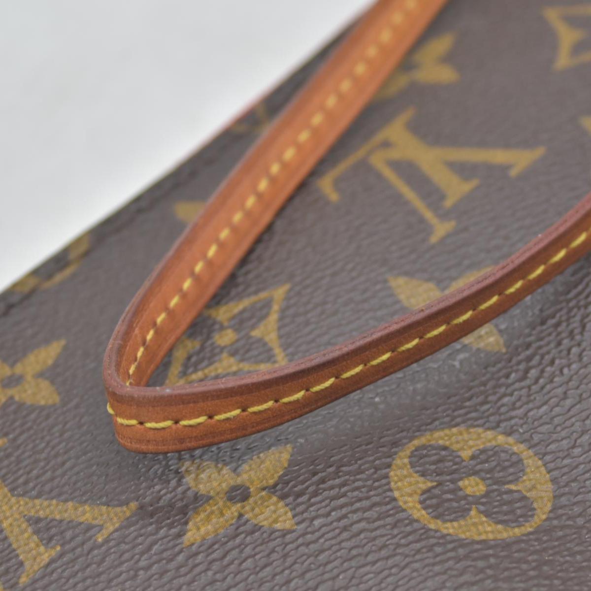 $600 2012 Louis Vuitton Monogram Neverfull MM Cherry Pochette AR1122