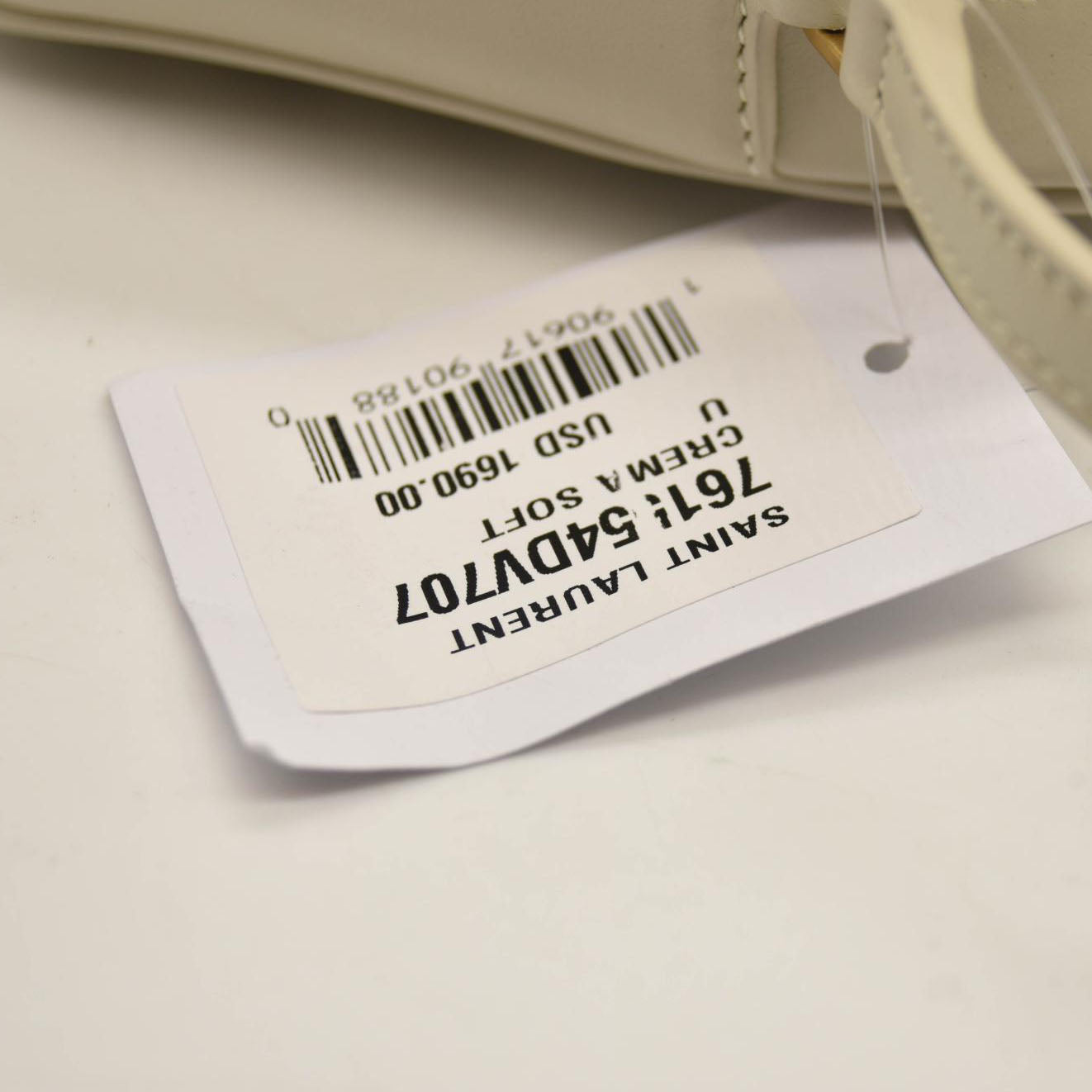 NEW $1690 SAINT LAURENT Calfskin Matelasse Monogram Lou Camera Bag Crema Soft