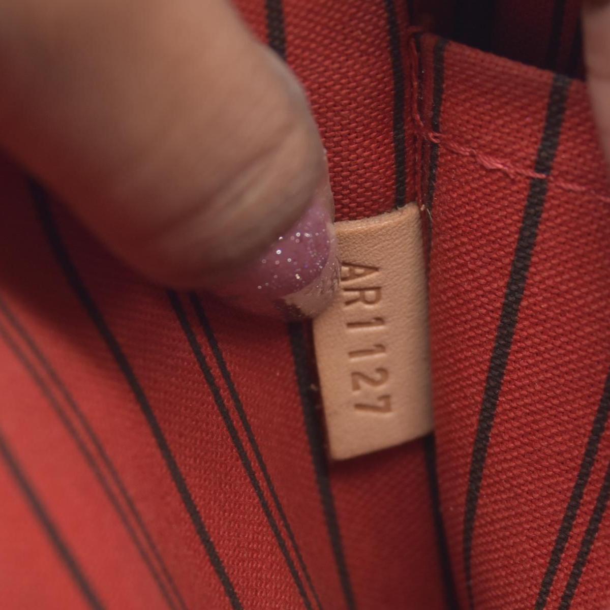 $600 2012 Louis Vuitton Monogram Neverfull MM Cherry Pochette AR1122