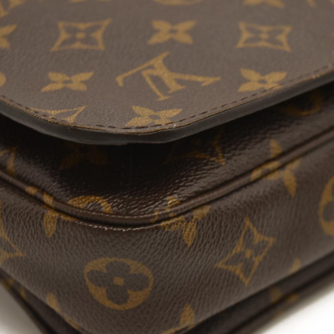 Louis Vuitton  Monogram Pochette Metis SP4116