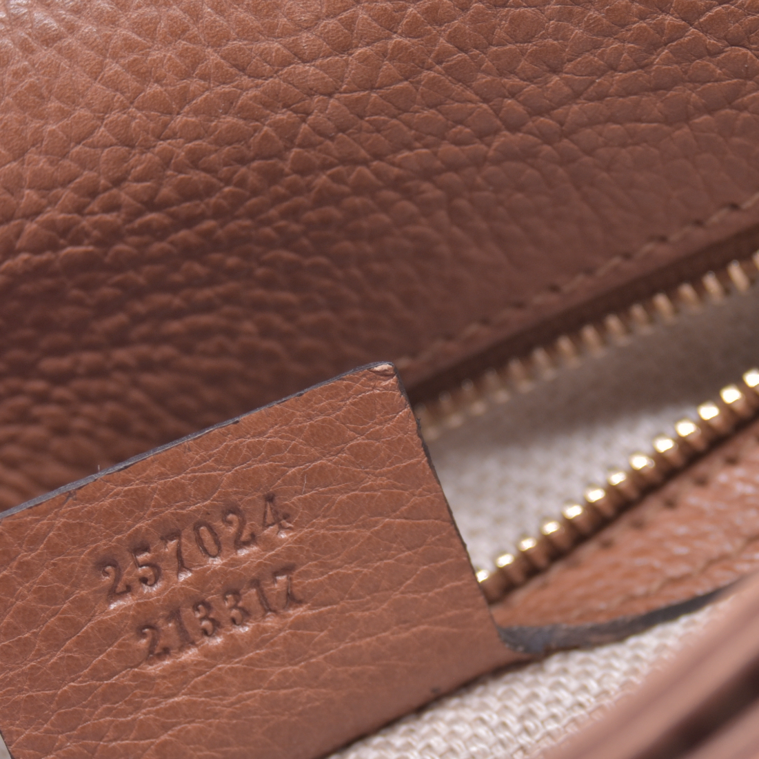 $1890 GUCCI Marrakech Messenger Bag GG Canvas Medium