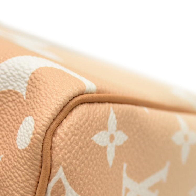 Louis Vuitton  Monogram Giant By The Pool Speedy Bandouliere 25 Brume